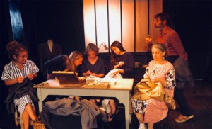 latelier au theatre du lion a vernon